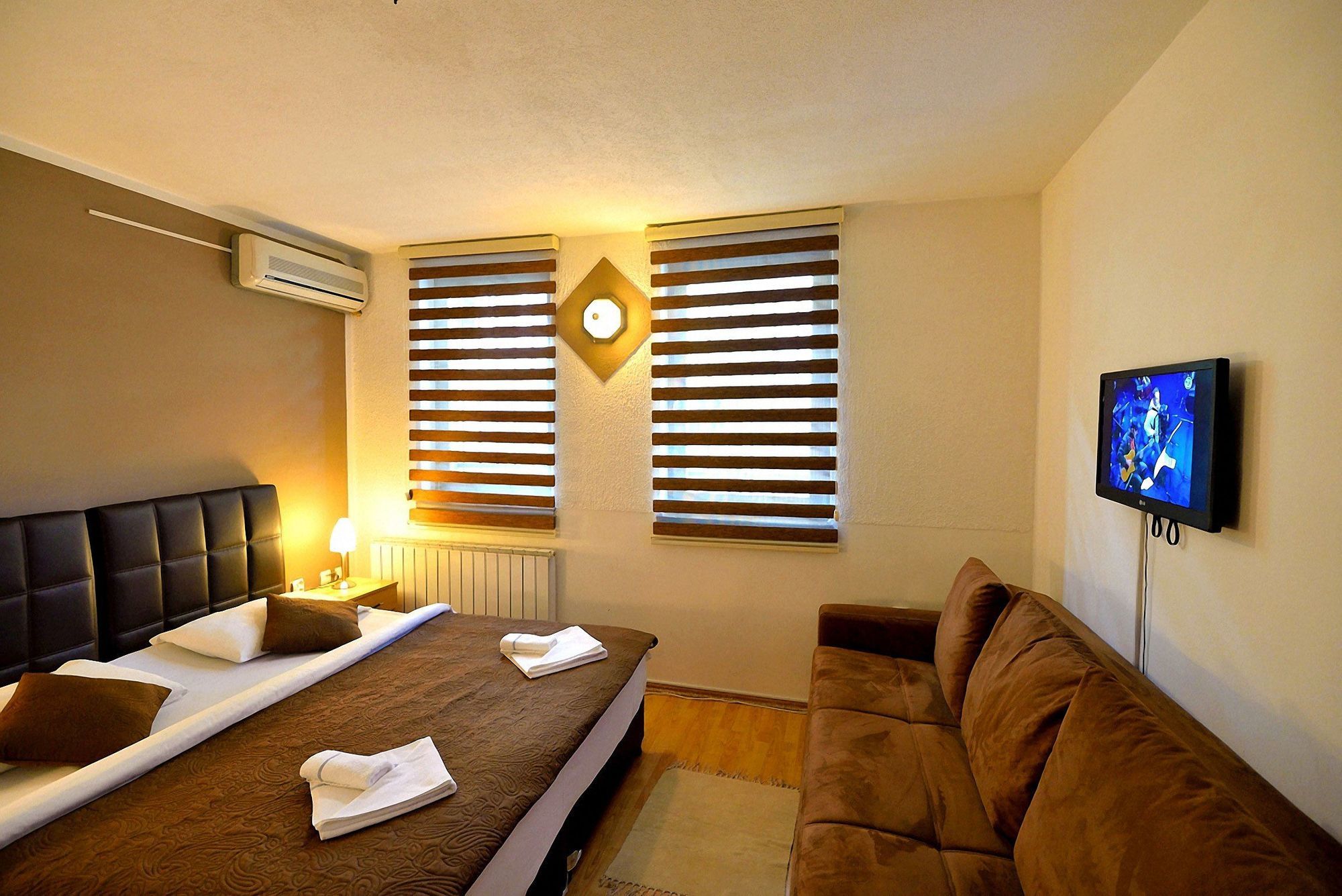 Hotel Istanbul Golden Horn サラエヴォ エクステリア 写真