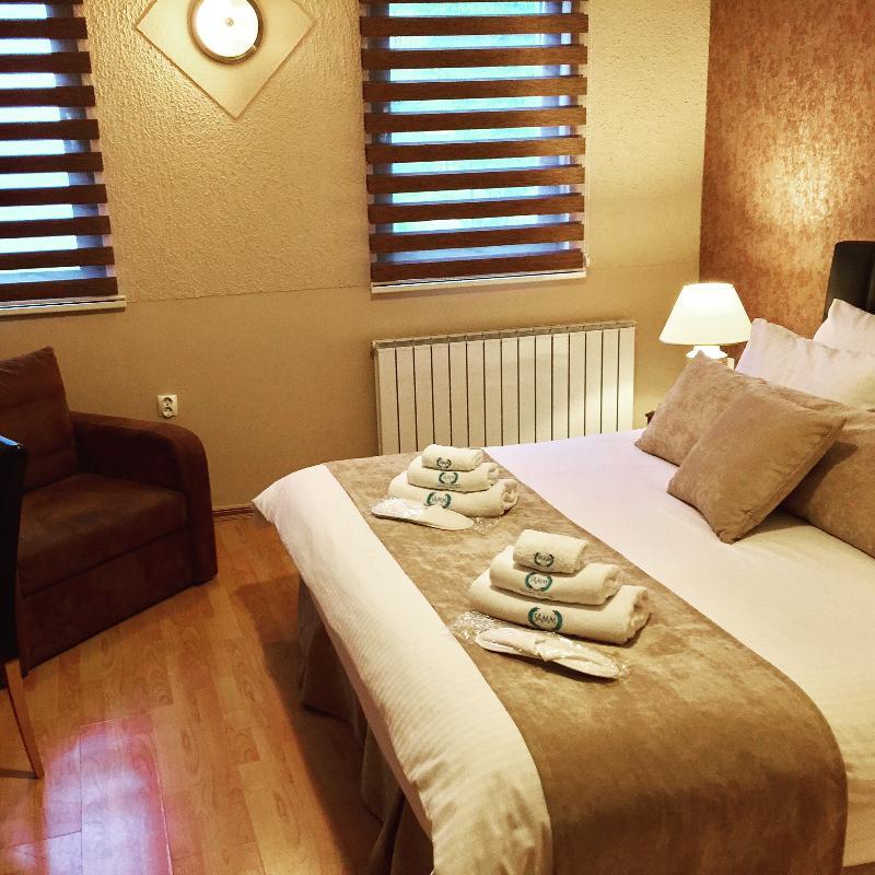 Hotel Istanbul Golden Horn サラエヴォ エクステリア 写真